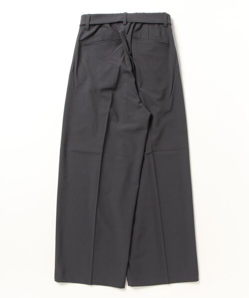 ATTACHMENT（アタッチメント）の「ポリエステル・レーヨン ストレッチ トロピカル ベルテッド ワイドトラウザーズ / PE/RY STRETCH TROPICAL BELTED WIDE TROUSERS（スラックス・メンズ・ブラック/ダークグレー/ライトパープル・1/2/3）」の10枚目の写真