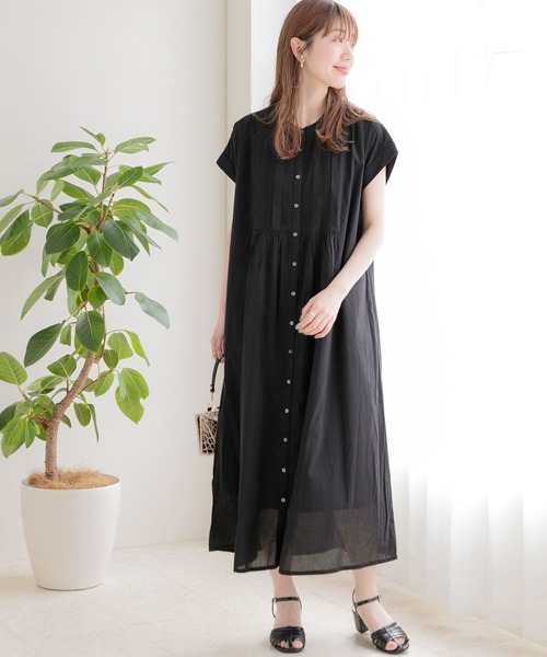 URBAN RESEARCH Sonny Label(アーバンリサーチサニーレーベル)の「エアリーコットンピンタックワンピース(ワンピース・レディース・ブラック/ブルー系その他/パープル系その他/グレー・FREE)」の2枚目の写真