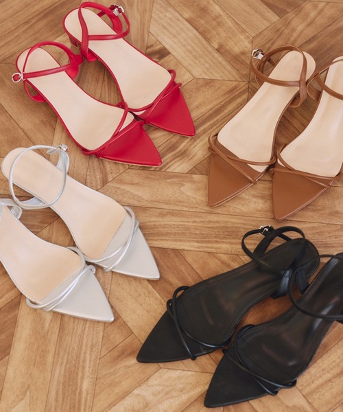 VANNIE U（ヴァニーユー）の「細ストラップポインテッドトゥサンダル（サンダル・レディース・レッド/ブラック/ブラウン/シルバー・S/L/M/LL）」の5枚目の写真