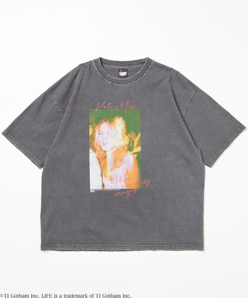LIFE(ライフ)の「LIFE/ライフ 別注 ケイト・モス コラボフォト コラージュTシャツ/LIFE Kate Moss Collge Tee(Tシャツ/カットソー・メンズ・ブラック/オフホワイト/グレー・MEDIUM/LARGE)」の12枚目の写真