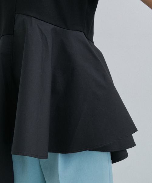 ADAM ET ROPE'（アダムエロペ）の「フリルペプラムカットソー（T