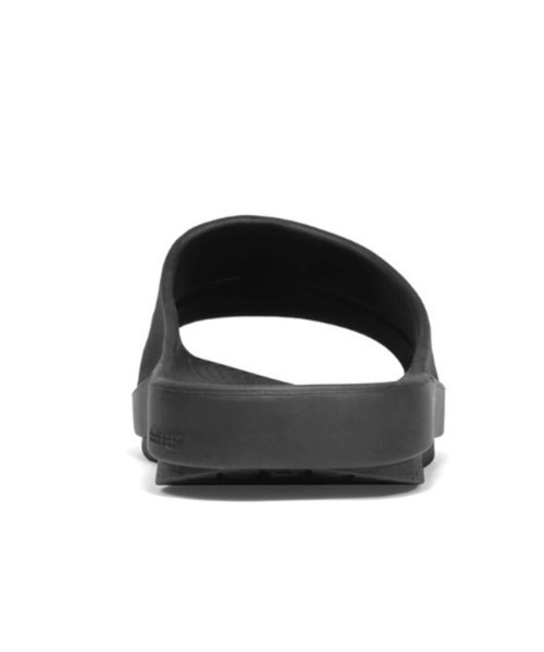 OOFOS（ウーフォス）の「OOFOS/ウーフォス　 OOahh リカバリーサンダル　MENS メンズ（サンダル・メンズ・ブラック・26.0/27.0/28.0）」の5枚目の写真