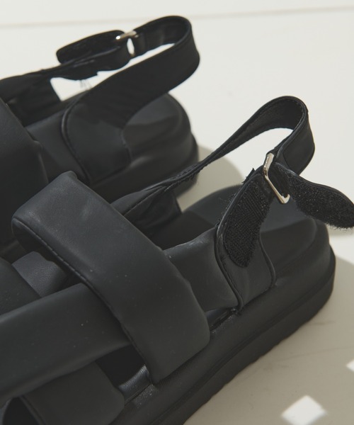 Solace（ソレイス）の「ヘビーソールニュアンスクッションサンダル（サンダル・レディース・ブラック・M/L）」の7枚目の写真