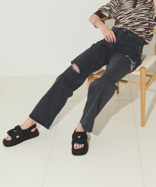 Solace（ソレイス）の「ヘビーソールニュアンスクッションサンダル（サンダル・レディース・ブラック・M/L）」の15枚目の写真