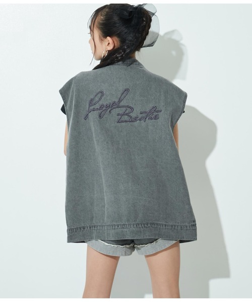 ANAP GiRL(アナップガール)の「デニムBIG刺繍ベスト(ベスト・キッズ・ブルー/ブラック・XS/S/M)」の11枚目の写真