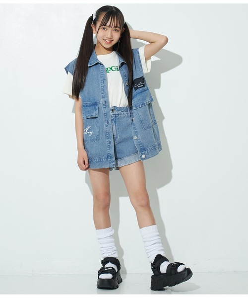 ANAP GiRL(アナップガール)の「デニムBIG刺繍ベスト(ベスト・キッズ・ブルー/ブラック・XS/S/M)」の16枚目の写真