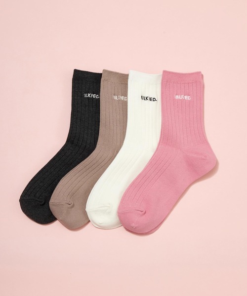 MILKFED.(ミルクフェド)の「BASIC LOGO SOCKS(ソックス/靴下・レディース・チャコール/ベージュ/ライトピンク/ホワイト・ONE SIZE)」の5枚目の写真