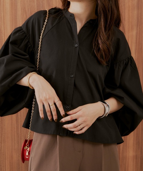 Shelly island（シェリーアイランド）の「ボリューム袖クロップドブラウス（シャツ/ブラウス・レディース・ホワイト/ブラック・FREE）」の22枚目の写真