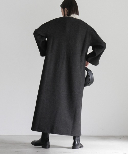 select MOCA(セレクトモカ)の「キーネックスリットスリーブワンピース(ワンピース・レディース・カーキオリーブ/ブラック/グレイッシュベージュ・FREE)」の18枚目の写真