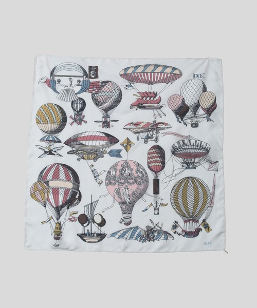 ROPE'（ロペ）の「ROPE'アーカイブパターンシルクスカーフ/Sサイズ（バンダナ/スカーフ・レディース・サックスブルー/ベージュ/ホワイト/スミクロ/オレンジ/オフホワイト・FREE）」の3枚目の写真