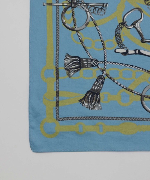 ROPE'（ロペ）の「ROPE'アーカイブパターンシルクスカーフ/Sサイズ（バンダナ/スカーフ・レディース・サックスブルー/ベージュ/ホワイト/スミクロ/オレンジ/オフホワイト・FREE）」の7枚目の写真