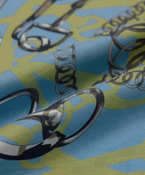 ROPE'（ロペ）の「ROPE'アーカイブパターンシルクスカーフ/Sサイズ（バンダナ/スカーフ・レディース・サックスブルー/ベージュ/ホワイト/スミクロ/オレンジ/オフホワイト・FREE）」の9枚目の写真