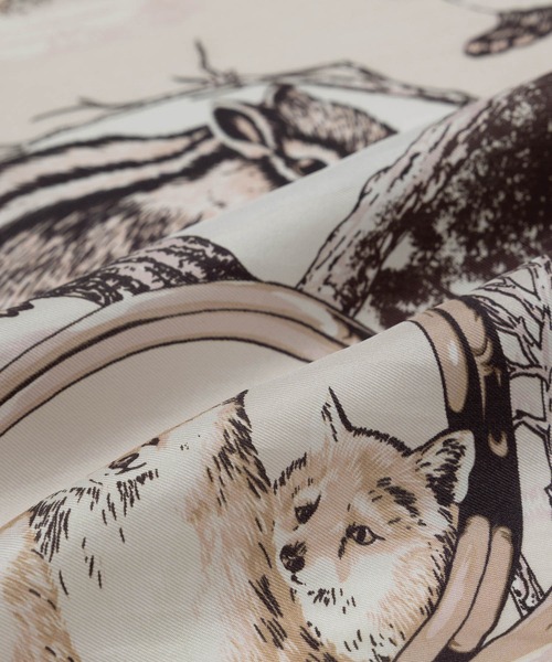 ROPE'（ロペ）の「ROPE'アーカイブパターンシルクスカーフ/Sサイズ（バンダナ/スカーフ・レディース・サックスブルー/ベージュ/ホワイト/スミクロ/オレンジ/オフホワイト・FREE）」の11枚目の写真