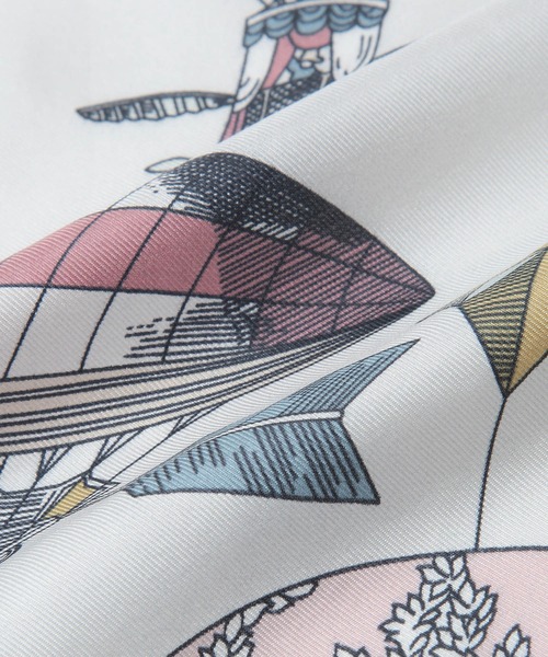 ROPE'（ロペ）の「ROPE'アーカイブパターンシルクスカーフ/Sサイズ（バンダナ/スカーフ・レディース・サックスブルー/ベージュ/ホワイト/スミクロ/オレンジ/オフホワイト・FREE）」の16枚目の写真