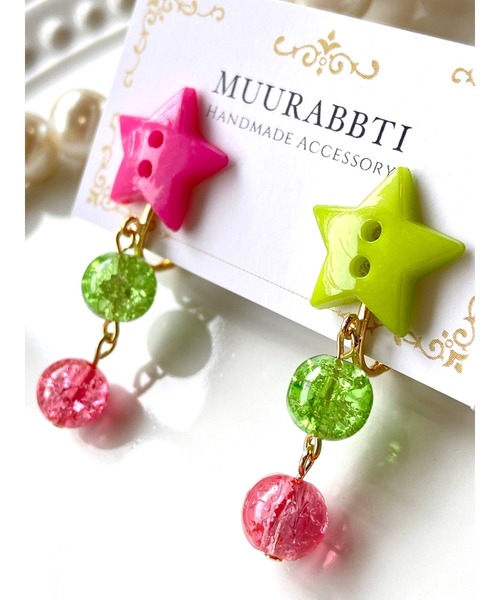tone(トーン)の「【MUURABBTI】星ボタンのイヤリング (MA)(イヤリング・レディース・レッド/ブルー/オレンジ系その他/ホワイト/ピンク/イエロー系その他/ピンク系その他/その他・FREE)」の11枚目の写真