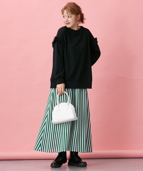 Le temps riche(ルタンリッシュ)の「レイヤード風フリンジプルオーバー <Le temps riche>(Tシャツ/カットソー・レディース・レンガ/ブラック・LL/M/L)」の5枚目の写真