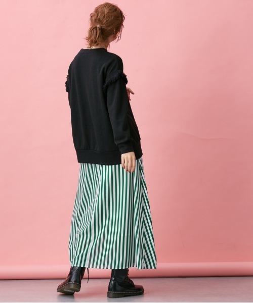 Le temps riche(ルタンリッシュ)の「レイヤード風フリンジプルオーバー <Le temps riche>(Tシャツ/カットソー・レディース・レンガ/ブラック・LL/M/L)」の6枚目の写真