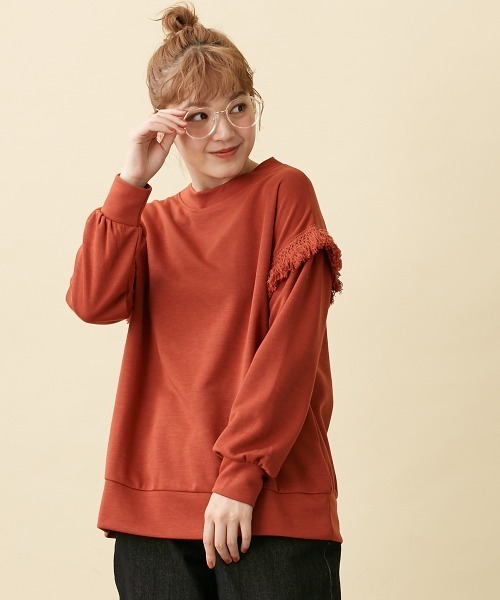 Le temps riche(ルタンリッシュ)の「レイヤード風フリンジプルオーバー <Le temps riche>(Tシャツ/カットソー・レディース・レンガ/ブラック・LL/M/L)」の8枚目の写真