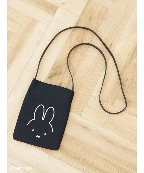 Green Parks(グリーンパークス)の「miffy/ナイロンスマホショルダー(ショルダーバッグ・レディース・ブラック/ベージュ・FREE)」の11枚目の写真