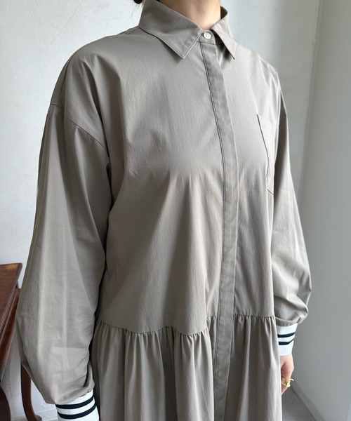 DouDou（ドゥドゥ）の「【WEB限定】 ラインリブシャツワンピース（シャツワンピース・レディース・グレー/カーキ・FREE）」の5枚目の写真