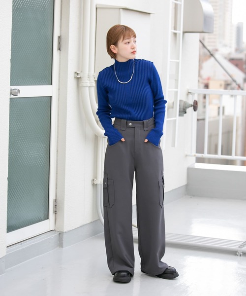 KBF（ケイビーエフ）の「illi　ランダムRIBハイネックニット（ニット/セーター・レディース・ベージュ/ライトグレー/ブルー/ブラック/ラベンダー・ONE）」の13枚目の写真