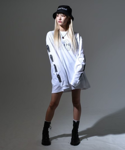 REFLEM(レフレム)の「『REFLEM/レフレム』コフィンプリントL/S Tee/ロングスリーブカットソー(Tシャツ/カットソー・レディース・ホワイト/ブラック・FREE)」の10枚目の写真