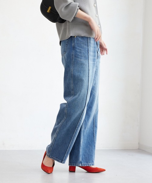 Chez toi（シェトワ）の「ピンタックワイドストレートデニム（デニムパンツ・レディース・サックスブルー/インディゴブルー・MEDIUM/SMALL）」の6枚目の写真