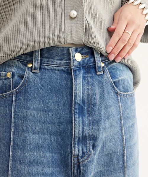 Chez toi（シェトワ）の「ピンタックワイドストレートデニム（デニムパンツ・レディース・サックスブルー/インディゴブルー・MEDIUM/SMALL）」の10枚目の写真