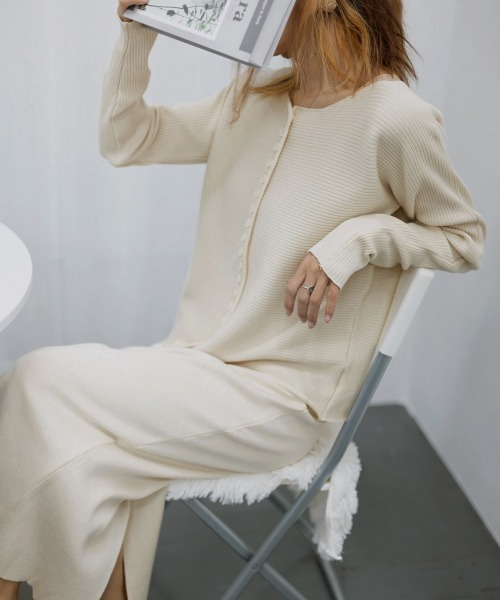Miniministore(ミニミニストア)の「セットアップニット スカート レディース(サロペット/オーバーオール・レディース・ブラック/ベージュ/アイボリー・フリー)」の19枚目の写真