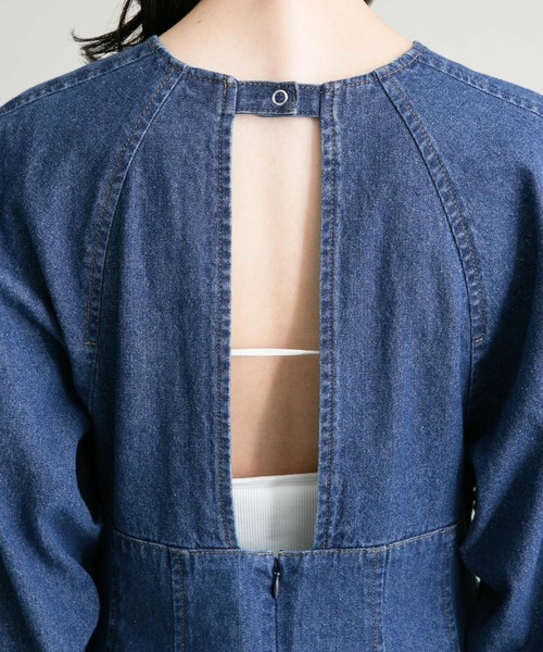 KBF(ケイビーエフ)の「ボリュームスリーブデニムワンピース(ワンピース・レディース・ブラック/ブルー・36/38)」の22枚目の写真