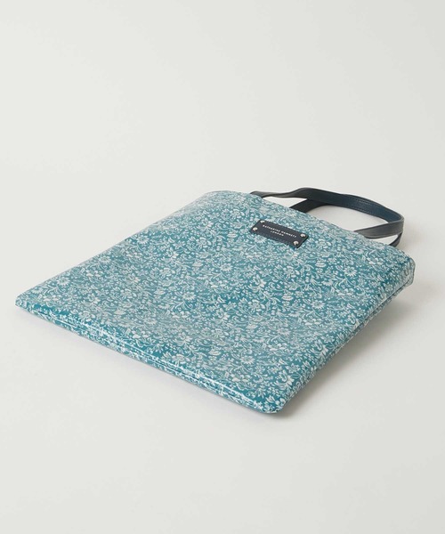 KATHARINE HAMNETT LONDON （キャサリンハムネットロンドン）の「KATHARINE HAMNETT LONDON/キャサリンハムネットロンドン オリジナル総花柄 スリムトートバッグ 83KH14（トートバッグ・レディース・ピンク/ブルー・FREE）」の6枚目の写真