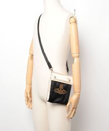 ヴィヴィアンウエストウッドマン　メッセンジャーバッグ Vivienne Westwood - VivienneWestwood メッセンジャー