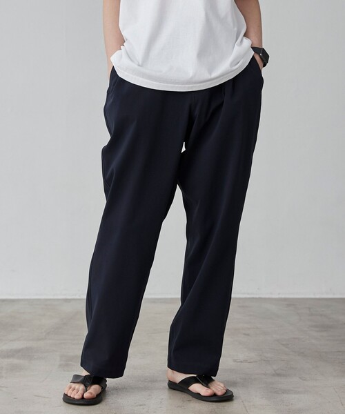 coen(コーエン)の「極楽FITテックワイドテーパードパンツ(スラックス・メンズ・ブラック/ダークグレー/ベージュ/その他1/その他2・S/M/L/XL)」の5枚目の写真