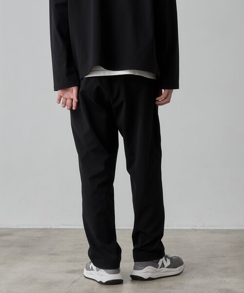 coen(コーエン)の「極楽FITテックワイドテーパードパンツ(スラックス・メンズ・ブラック/ダークグレー/ベージュ/その他1/その他2・S/M/L/XL)」の15枚目の写真