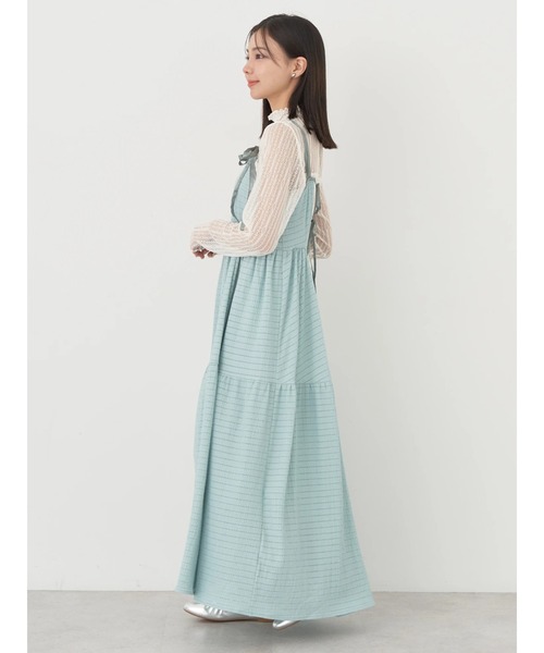 earth music&ecology(アースミュージックアンドエコロジー)の「表面感肩リボンキャミワンピース(ワンピース・レディース・オフホワイト/ミント・FREE)」の11枚目の写真