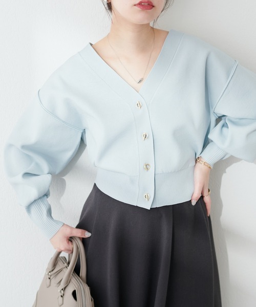 natural couture(ナチュラルクチュール)の「プチプラハトメバー釦カーデ(カーディガン/ボレロ・レディース・サックスブルー/アイボリー/ライトグレー/ラベンダー/グレイッシュベージュ/ブラック/チャコールグレー/ボルドー・FREE)」の17枚目の写真