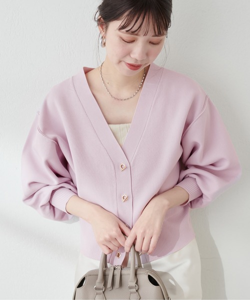 natural couture(ナチュラルクチュール)の「プチプラハトメバー釦カーデ(カーディガン/ボレロ・レディース・サックスブルー/アイボリー/ライトグレー/ラベンダー/グレイッシュベージュ/ブラック/チャコールグレー/ボルドー・FREE)」の21枚目の写真