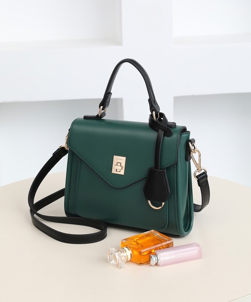 jouetie（ジュエティ）の「【jouetie/ジュエティ】キーハウス付き スムースフラップショルダーバッグ（ショルダーバッグ・レディース・ダークグリーン/ブラック/シルバー/オフホワイト・FREE）」の11枚目の写真