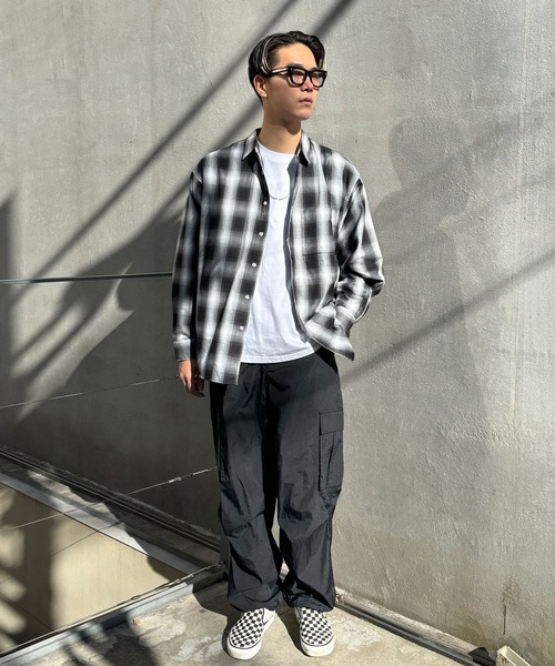 CIAOPANIC(チャオパニック)の「【ユニセックス】オンブレチェックシャツ(シャツ/ブラウス・レディース・ホワイト/イエロー/オレンジ/ブラック/サックスブルー/グレー/ブルー・MEDIUM/LARGE)」の16枚目の写真