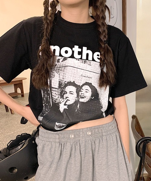 ALTROSE（アルトローズ）の「Ｔシャツ アナザー ショート丈 半袖 ヴィンテージ（Tシャツ/カットソー・レディース・グレー/ホワイト/ブラック・FREE）」の3枚目の写真