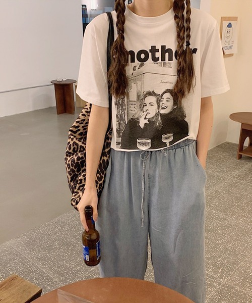 ALTROSE（アルトローズ）の「Ｔシャツ アナザー ショート丈 半袖 ヴィンテージ（Tシャツ/カットソー・レディース・グレー/ホワイト/ブラック・FREE）」の19枚目の写真