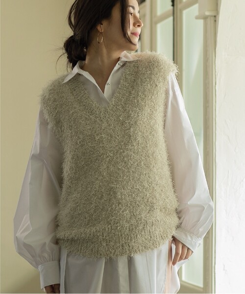 OPAQUE.CLIP（オペークドットクリップ）の「◆ラメシャギーニットベスト【洗濯機洗い可】（ベスト・レディース・ブルー系その他7/ライトグレー系5/チャコール/ベージュ系9・38/36/40）」の16枚目の写真