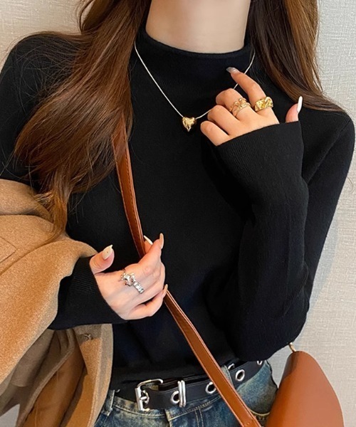 COCOMOMO(ココモモ)の「ハイネックニットトップス レイヤードトップス ニット ハイネック 長袖(ニット/セーター・レディース・ダークグレー/オレンジ/ホワイト/グリーン系/ブラウン/ライトブラウン/ブラック・FREE)」の3枚目の写真