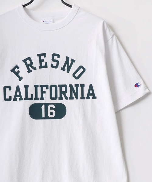 Champion(チャンピオン)の「Champion/チャンピオン コットンUSA カレッジロゴプリント ワンポイント刺繍 半袖Tシャツ/リンガーT/レディース メンズ(Tシャツ/カットソー・メンズ・ネイビー/ホワイト/ホワイト系その他/ホワイト系その他3/ホワイト系その他2/ホワイト系その他4/グリーン/イエロー/ブルー系その他/ブラック・M/L/XL)」の11枚目の写真
