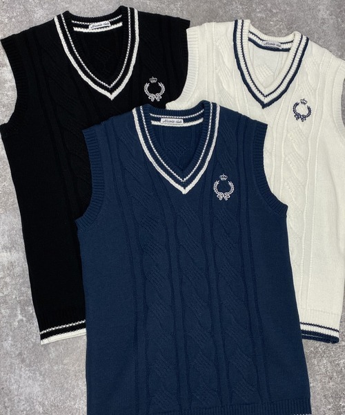 NICOLE CLUB（ニコル　クラブ）の「配色ケーブルニットベスト（ベスト・レディース・グリーン/ブラック/オフホワイト・FREE）」の13枚目の写真