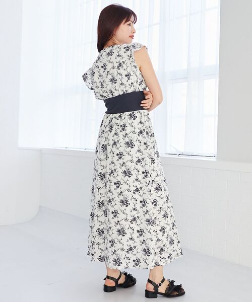 MAJESTIC LEGON(マジェスティックレゴン)の「ノースリフリルコルセットワンピース(ワンピース・レディース・グレー系その他/ブルー系その他4/ベージュ系その他2・MEDIUM/SMALL/X-SMALL)」の15枚目の写真