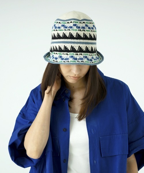 MAISON mou(メゾンムー)の「【SUBLIME/サブライム】FINE HANDKNIT HAT ハンドニット ハットSB241-0422(ハット・レディース・ブラウン/オフホワイト/ネイビー・FREE)」の1枚目の写真