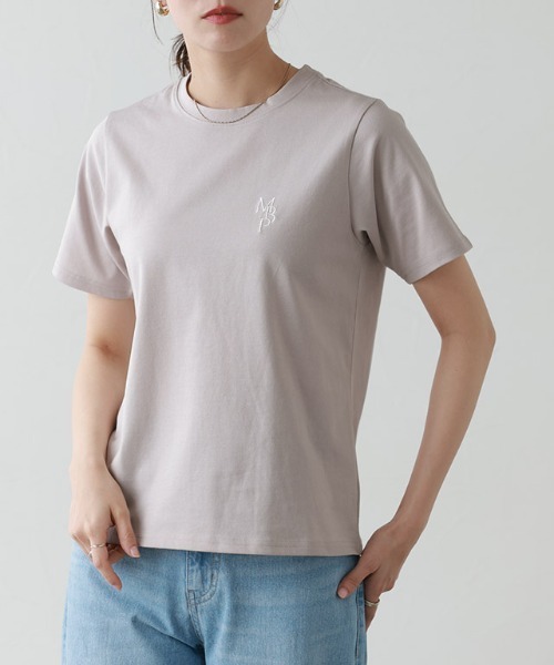 Pierrot(ピエロ)の「【イージーケア】刺繍ロゴTシャツ(Tシャツ/カットソー・レディース・グレー系その他/オフホワイト/ネイビー・L/M)」の2枚目の写真