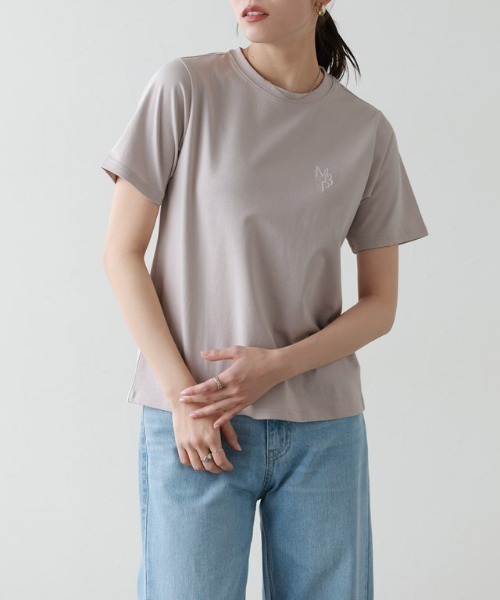 Pierrot(ピエロ)の「【イージーケア】刺繍ロゴTシャツ(Tシャツ/カットソー・レディース・グレー系その他/オフホワイト/ネイビー・L/M)」の19枚目の写真
