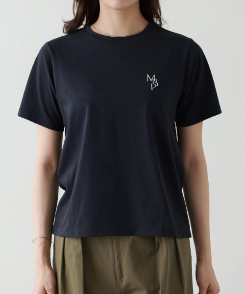 Pierrot(ピエロ)の「【イージーケア】刺繍ロゴTシャツ(Tシャツ/カットソー・レディース・グレー系その他/オフホワイト/ネイビー・L/M)」の15枚目の写真